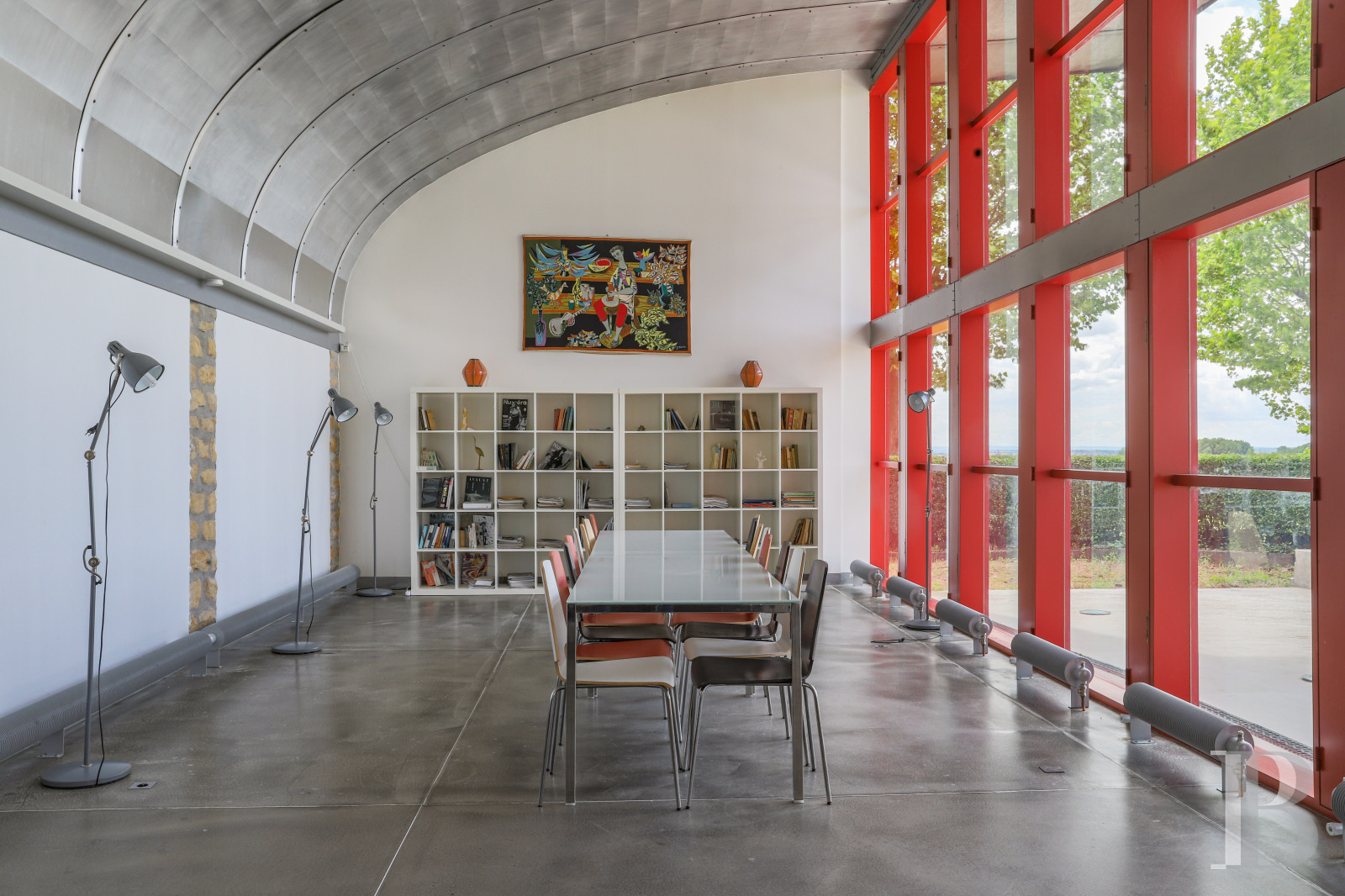 En Meurthe-et-Moselle,  un ancien clubhouse d’aérodrome réalisé par Prouvé et Le Corbusier - photo  n°5